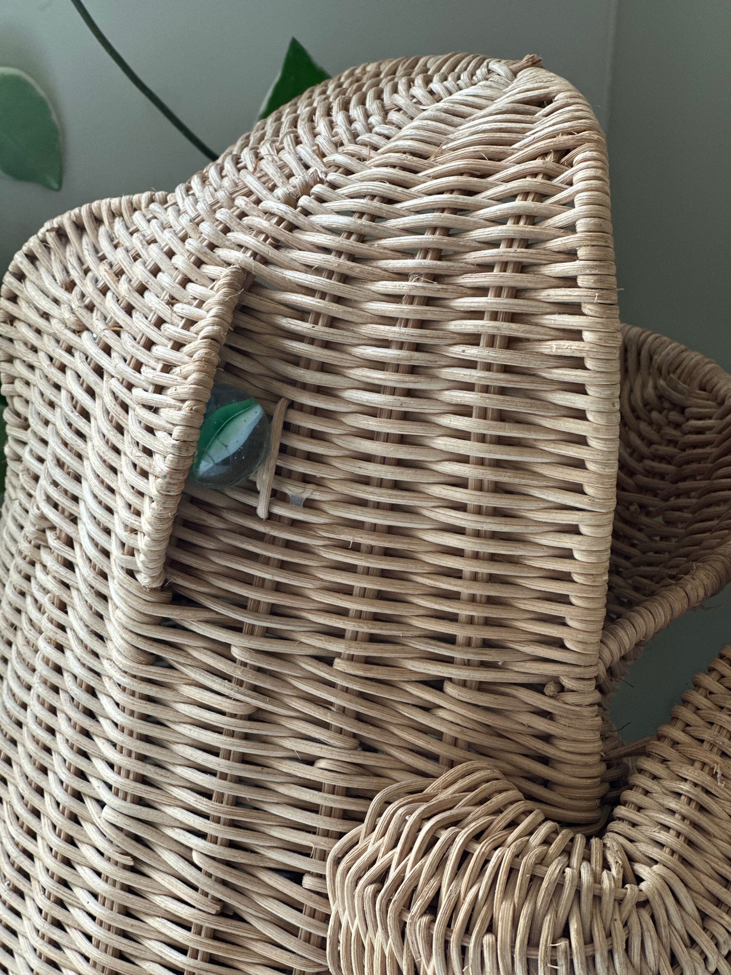 1970s vintage frog basket with marble eyes “rare”