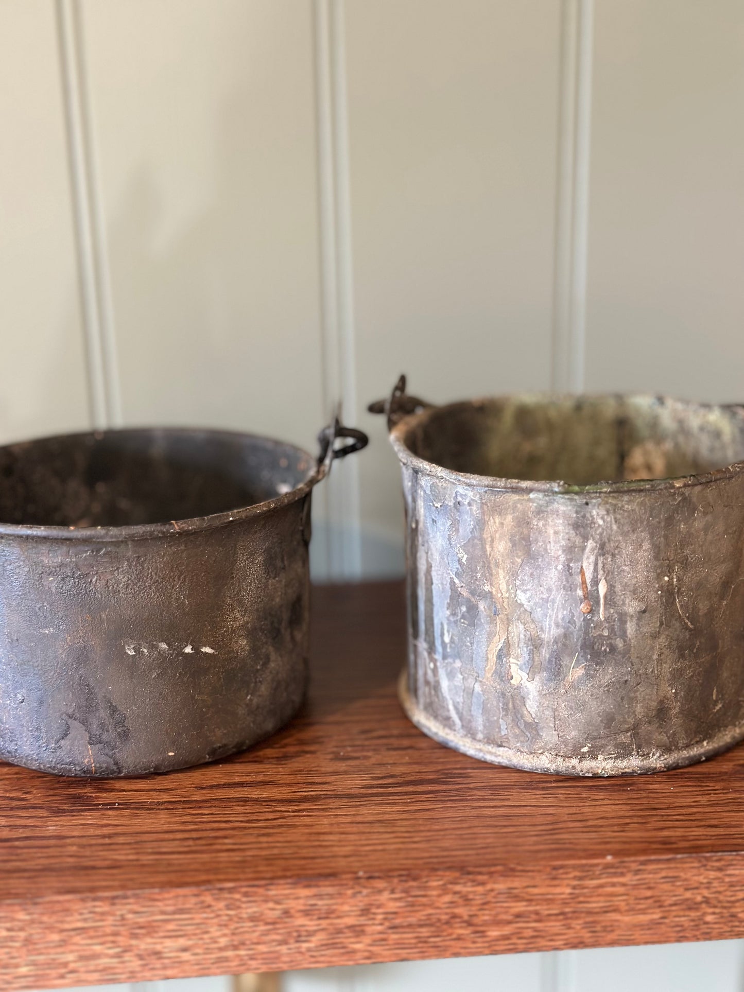 2 x vintage painters pots with handles
