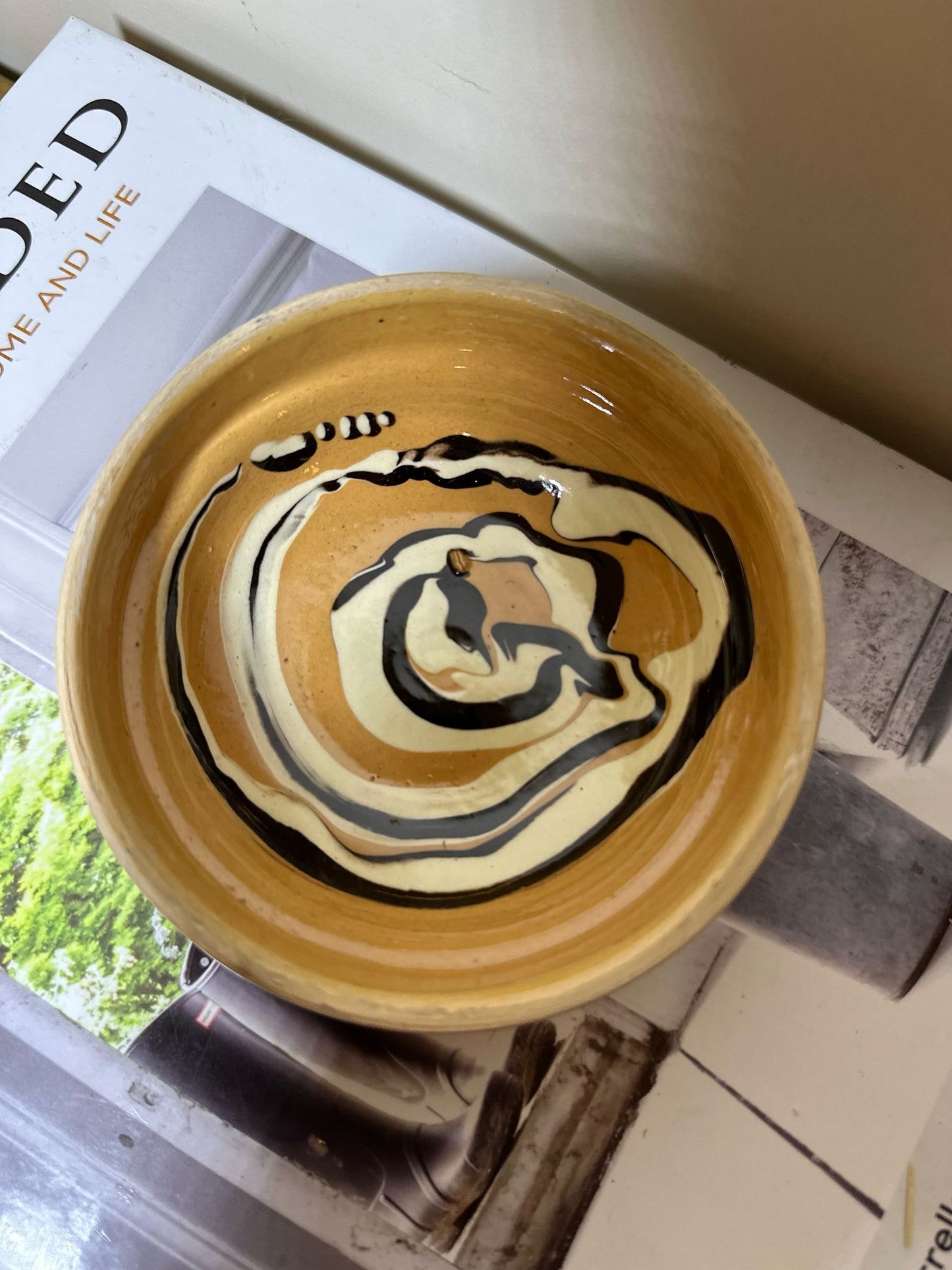 folk art Romanian nibble / trinket bowl - glazed