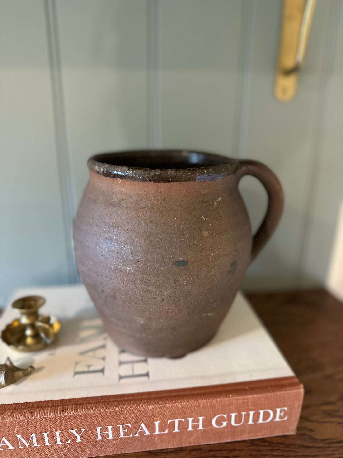 French drippy jug vintage vase with handle