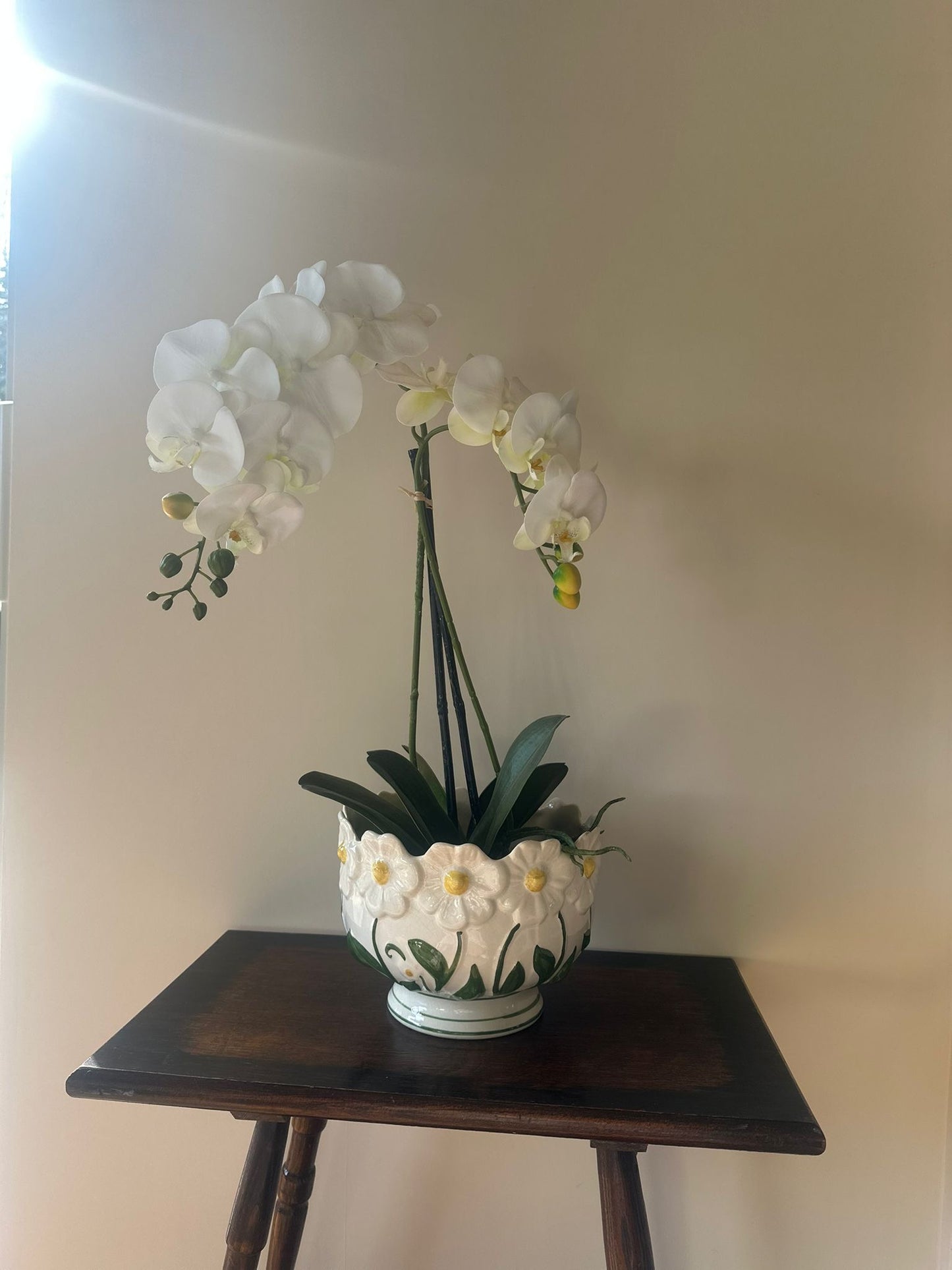 large vintage daisy footed planter Portuguese