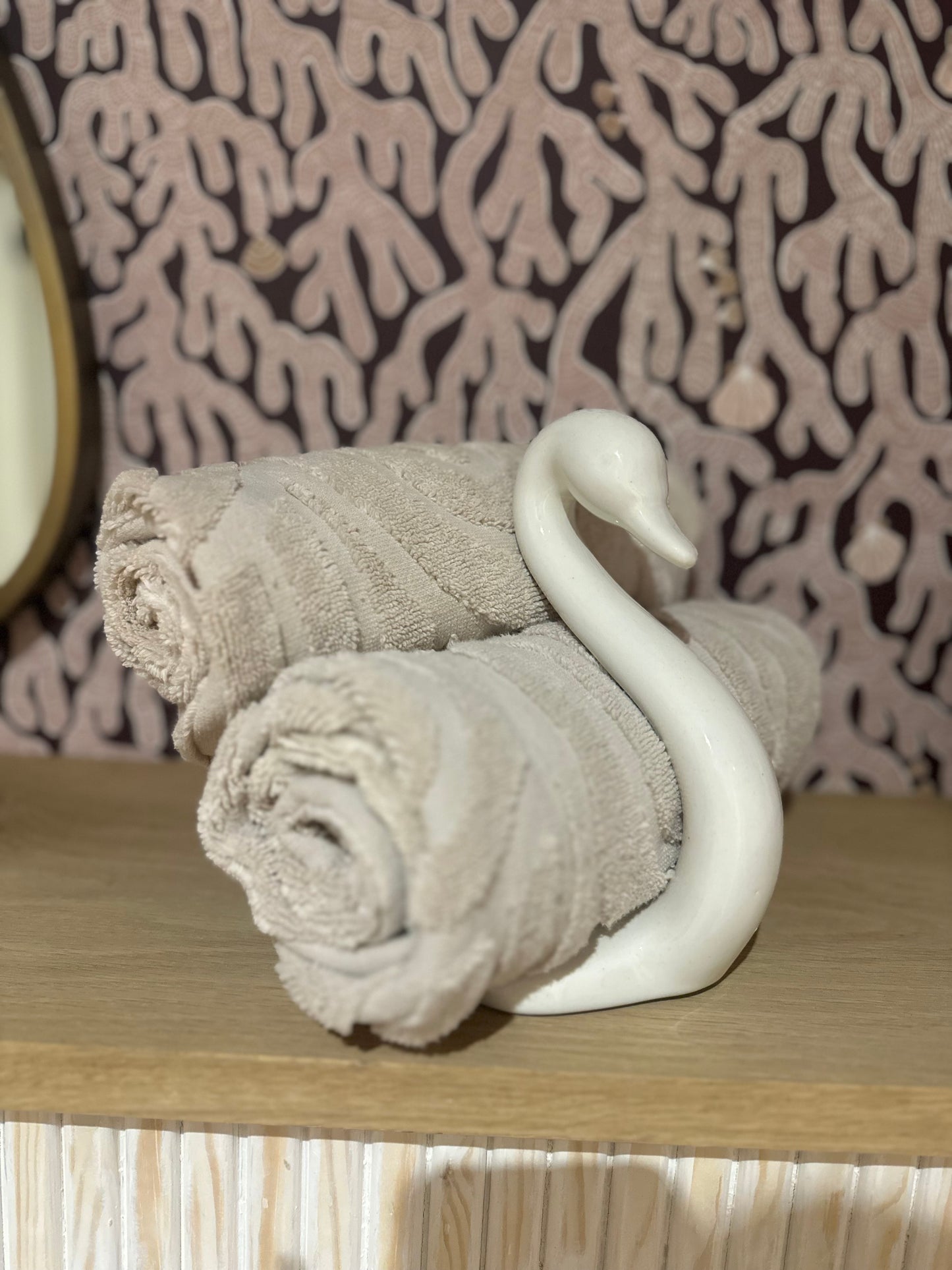 Vintage swan hand towel holder