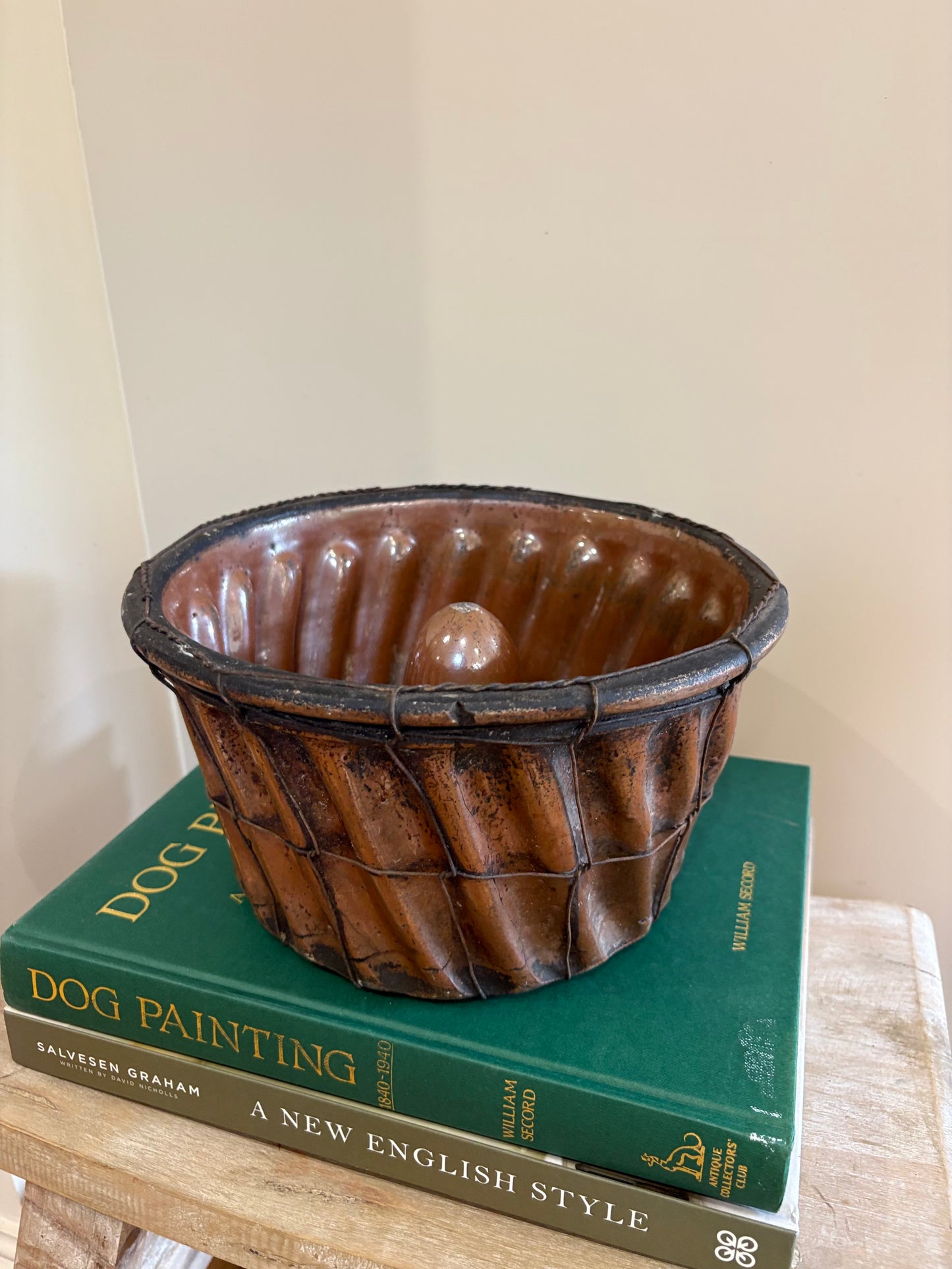 Vintage Italian flan dish