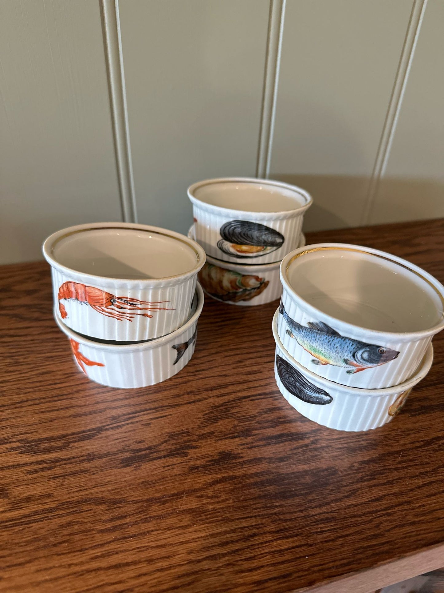 6 x French soufflé ramekin dishes see creatures