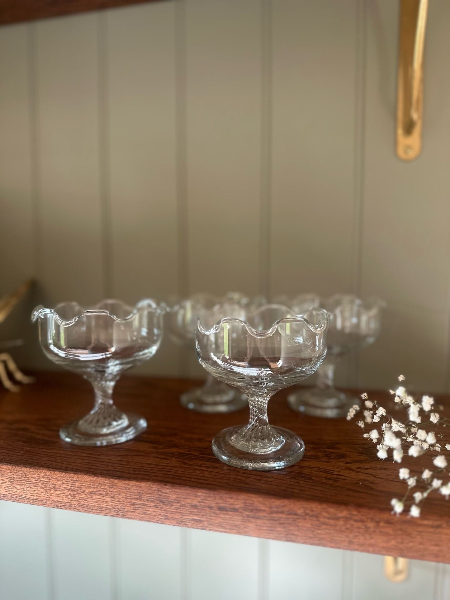 ruffle frilly trim dessert glasses coupes vintage