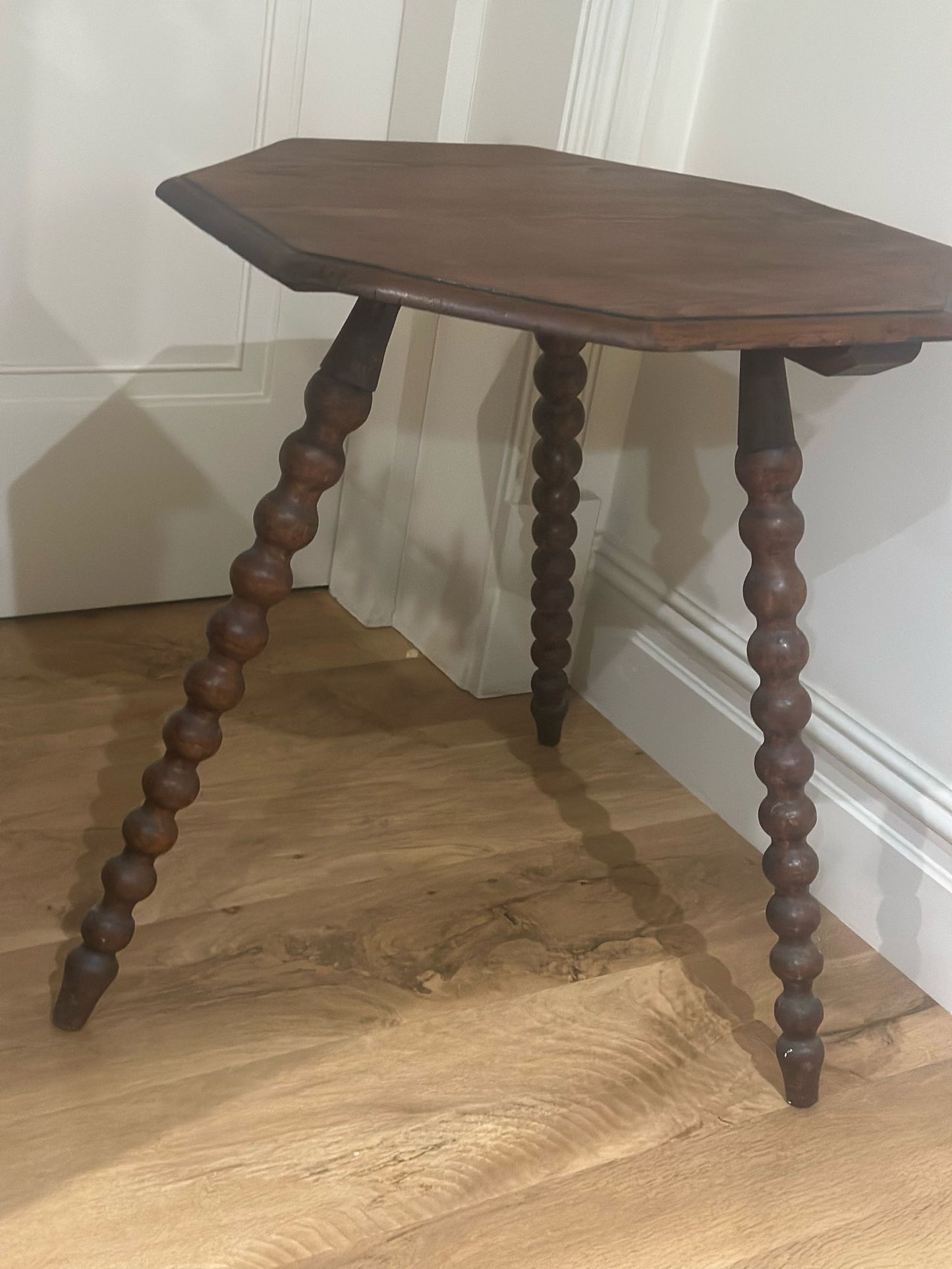 Bobbin leg gypsy table - rare