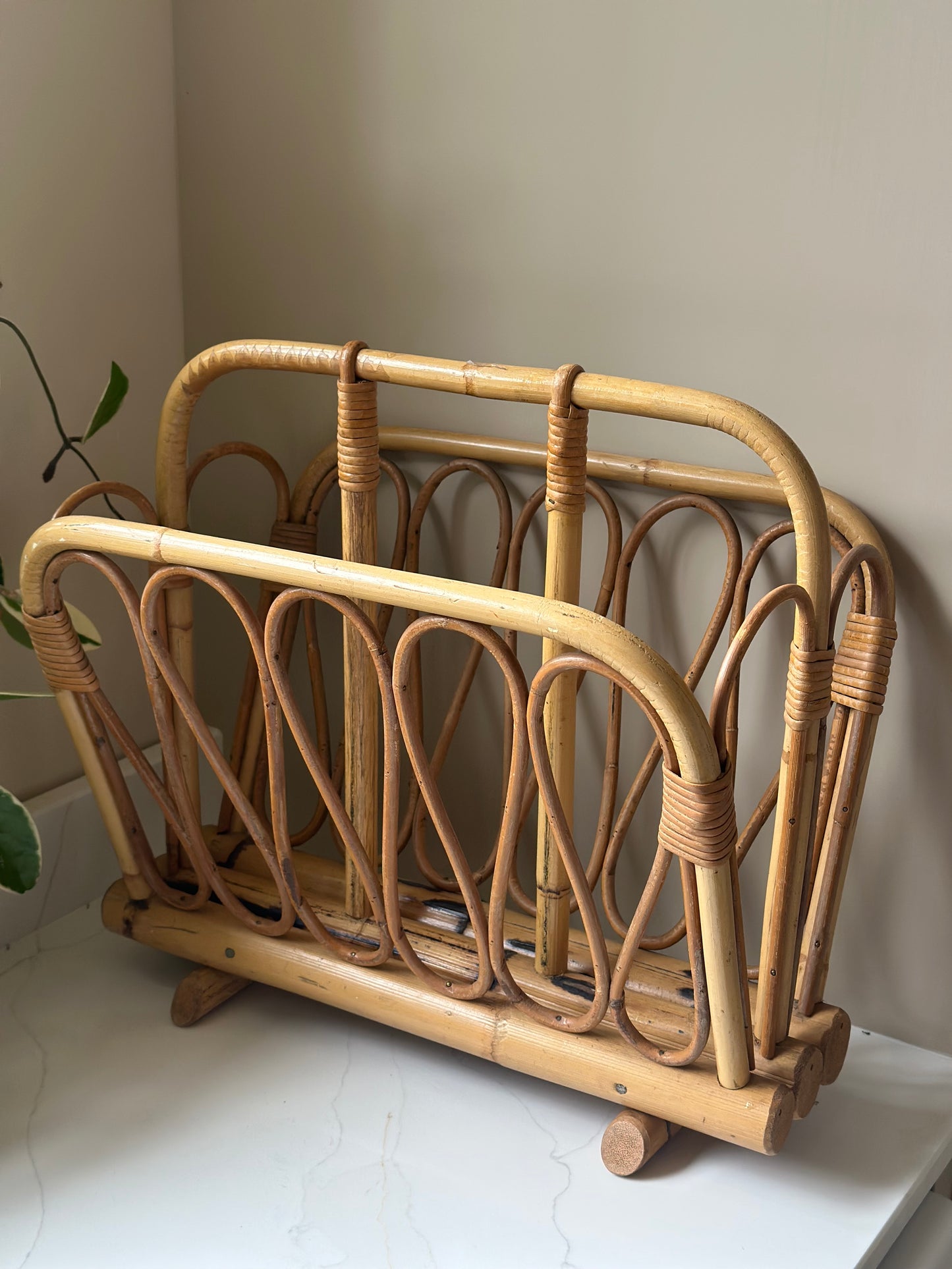 Bamboo 1970s magazine rack - solid rattan