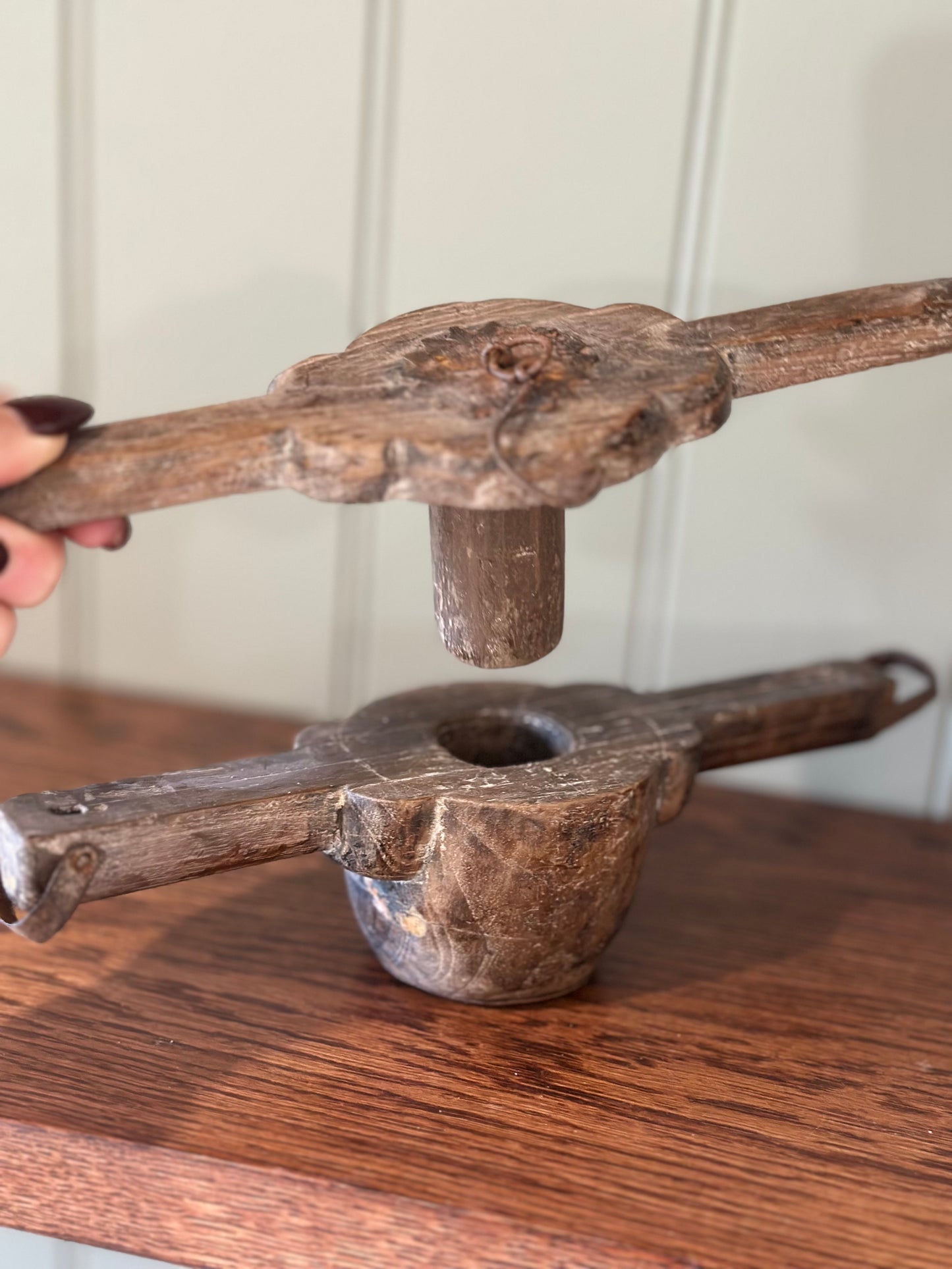 Indian primitive nutmeg crusher rare