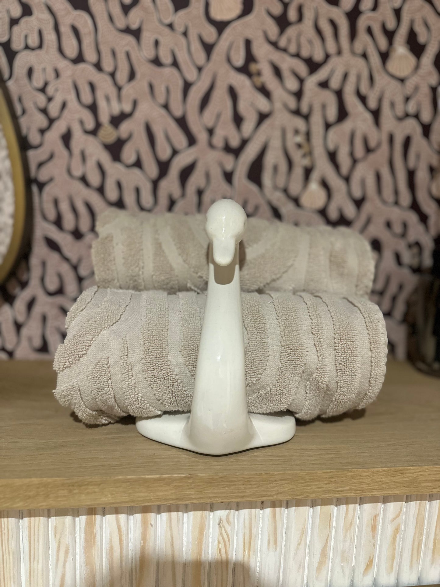 Vintage swan hand towel holder