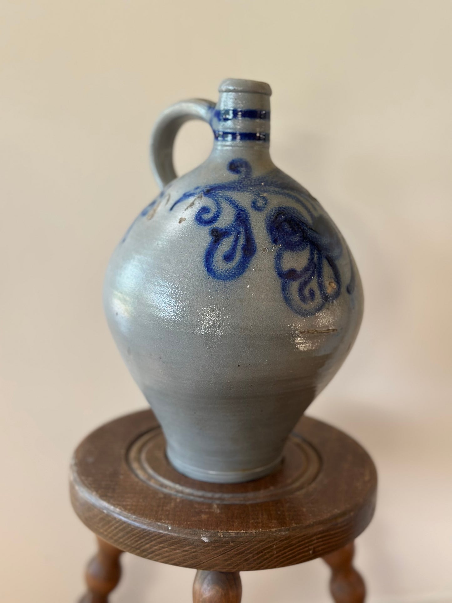 Large saltglazed French single handle jug pot