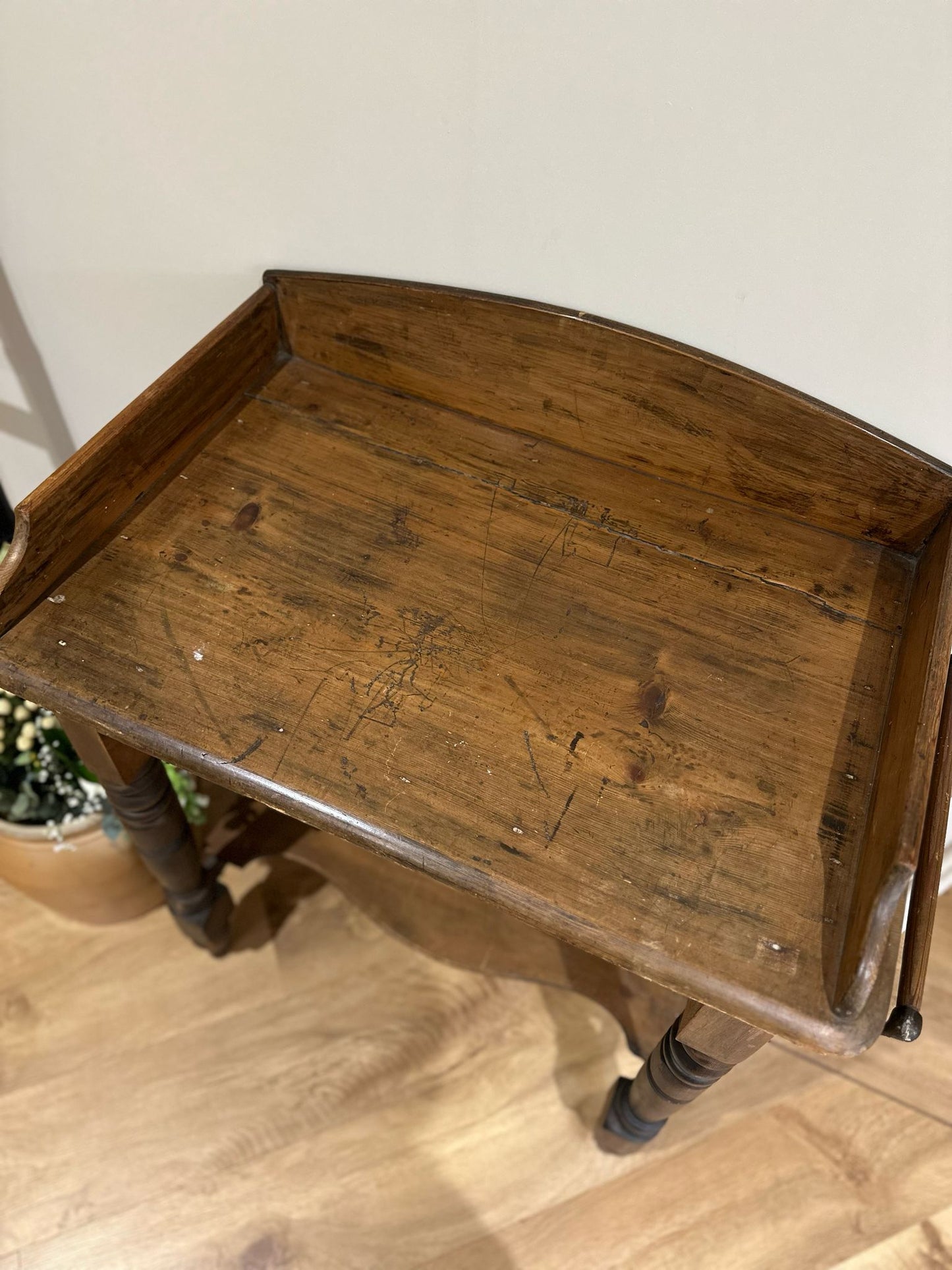 farmhouse wash unit or table for kitchen