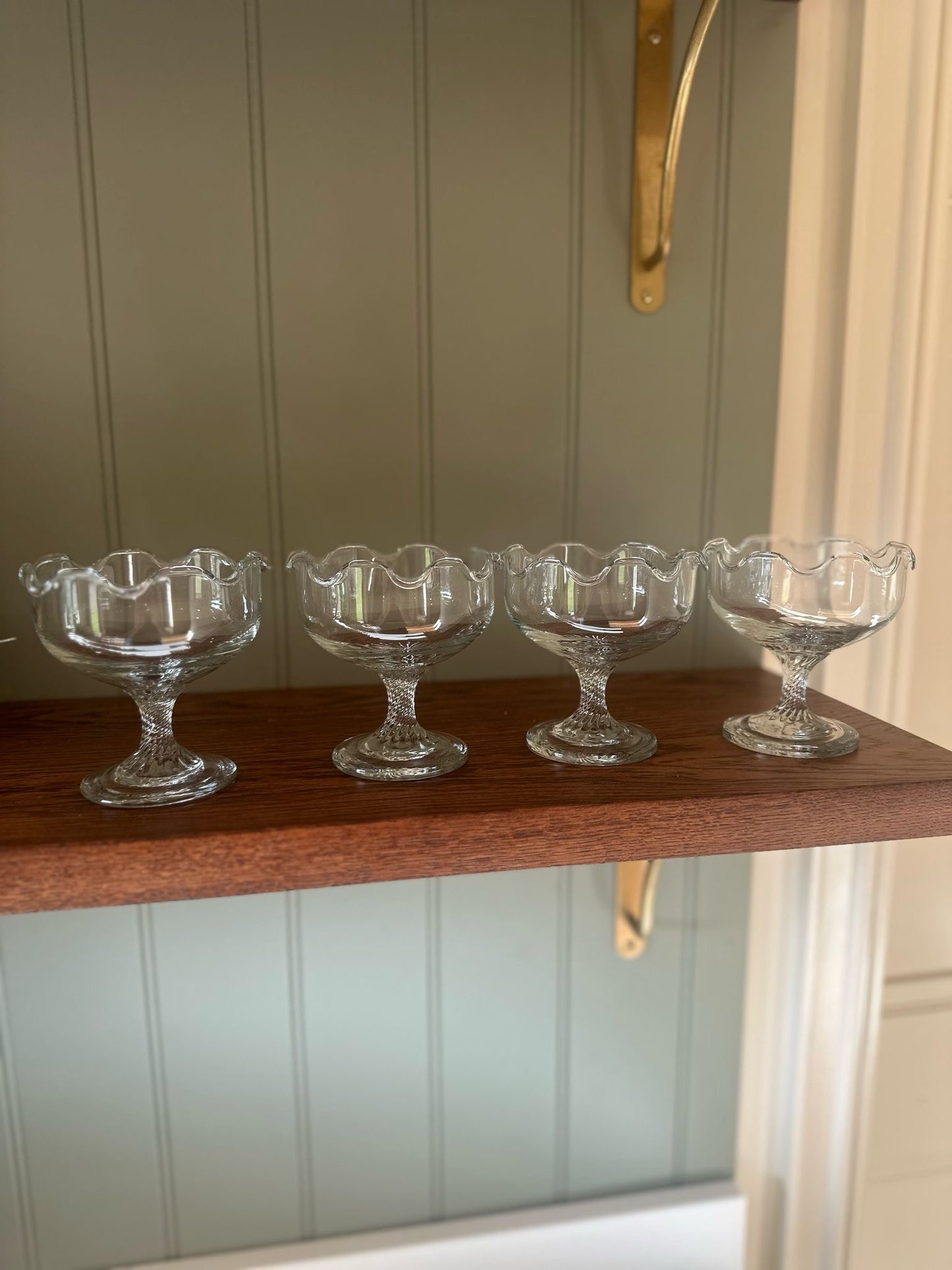 ruffle frilly trim dessert glasses coupes vintage