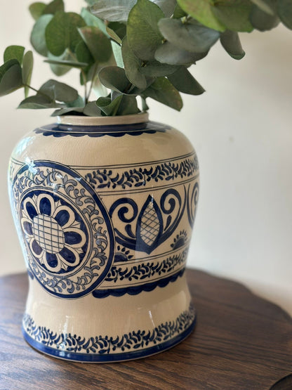 Chinese vintage giant spice ginger jar blue & white