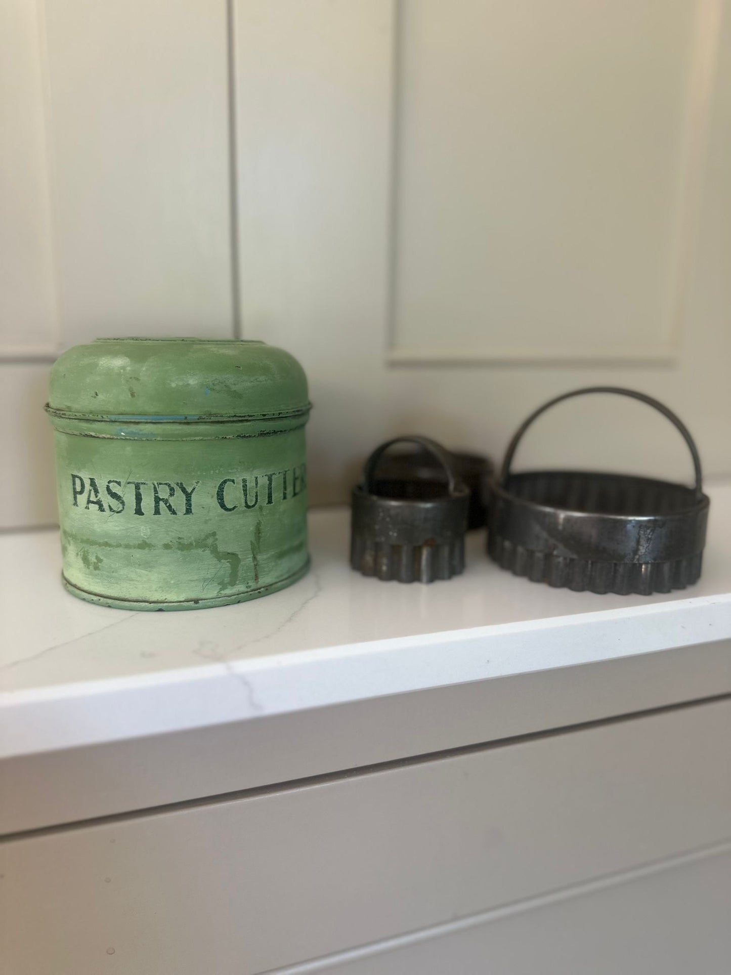 vintage pastry cutter tin & cutters tala 1950s