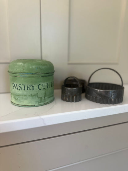 vintage pastry cutter tin & cutters tala 1950s