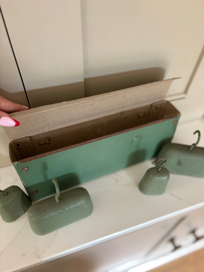 Mint vintage weights with carry case original