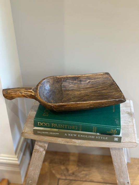 Vintage wooden scoop / tray for styling