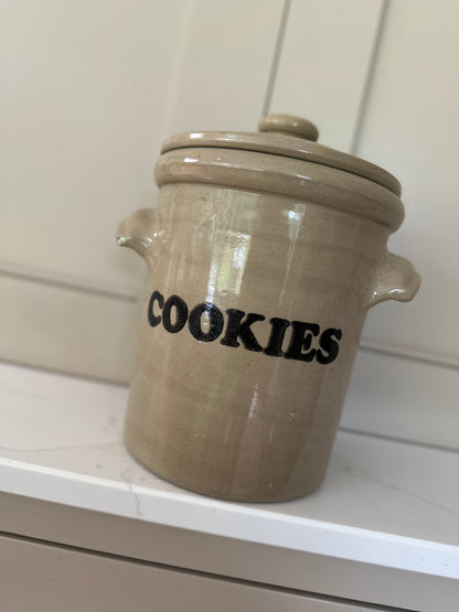 Vintage large cookies jar stoneware - farmhouse styling