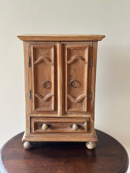 Spice cupboard - vintage kitchen