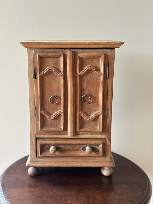 Spice cupboard - vintage kitchen