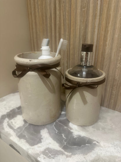 Pair of vintage marmalade jars cream large & medium