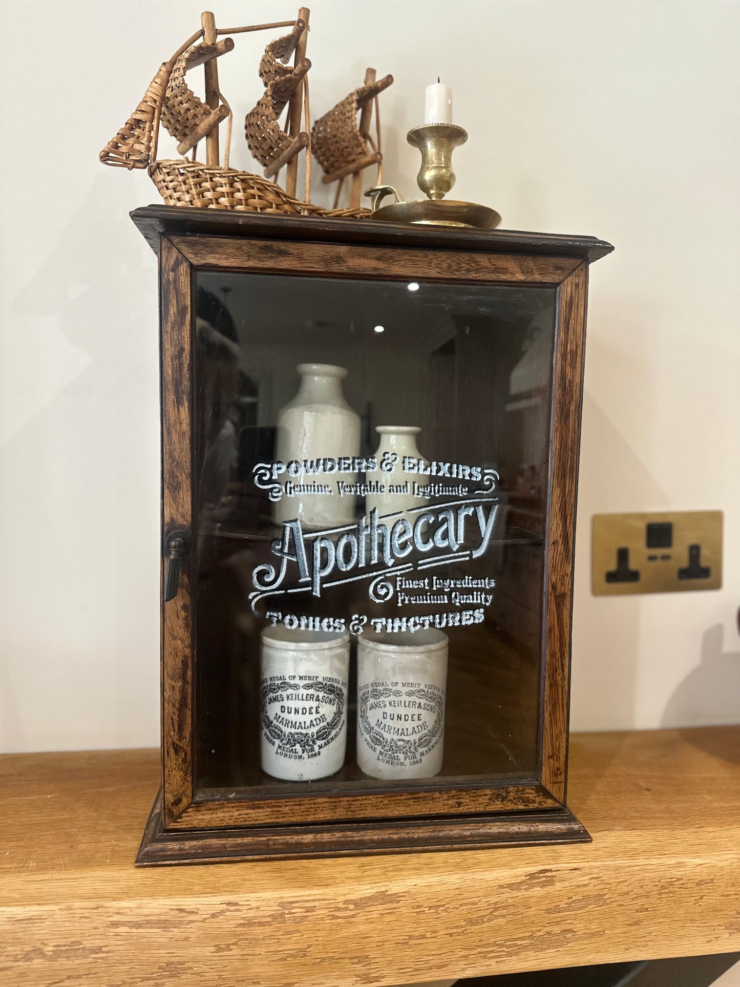 Apothecary sign written cabinet - Rare