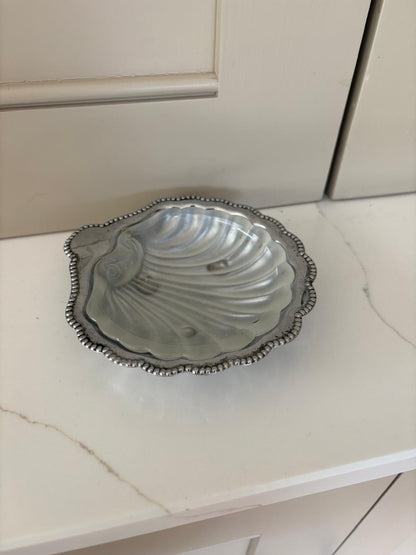 Shell vintage butter sauce dish trinket silver & glass