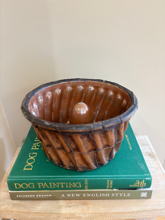 Vintage Italian flan dish