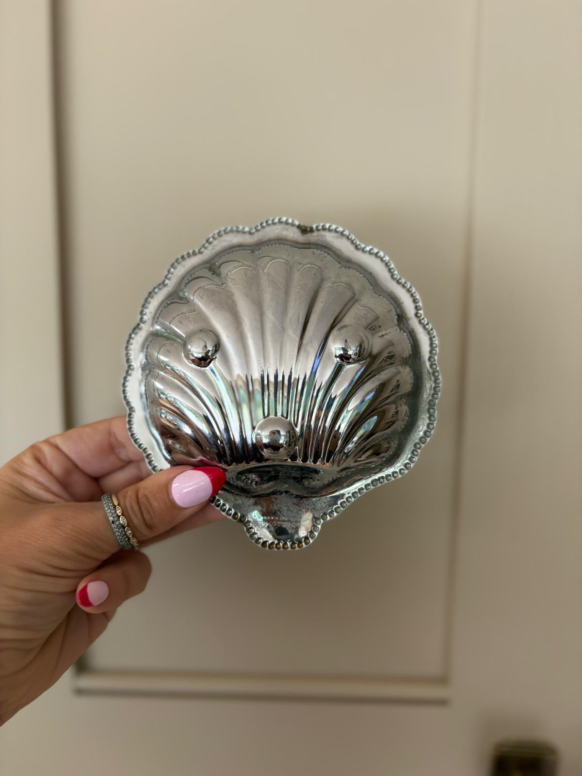 Shell vintage butter sauce dish trinket silver & glass