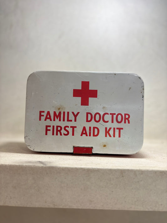 Vintage First aid tin with instructions
