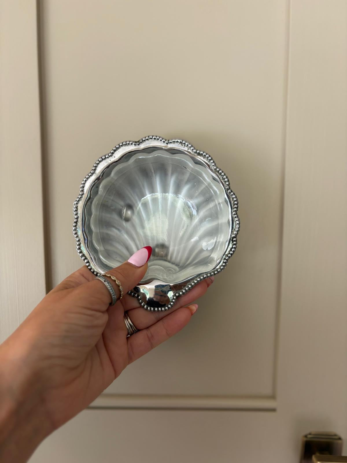 Shell vintage butter sauce dish trinket silver & glass